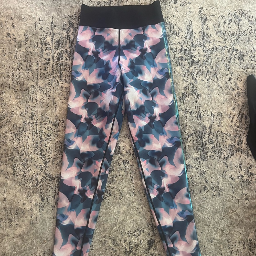 Ultracor Floral Leggings - Pink and Blue
